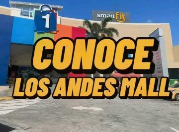 Local comercial · 1091m² · 29 Estacionamientos · Alquiler Local Comercial 1091 m² en Los Andes Mall. Lt.