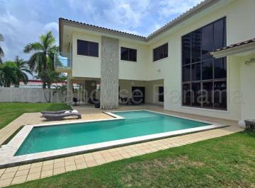 Casa de 4 habitaciones, Panamá · Venta Casa Costa del Este