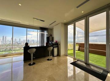 Apartamento · 680m² · 5 Recámaras · 6 Estacionamientos · Penthouse en Alquiler en Santa María | Rooftop y Piscina Privada