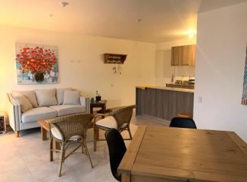 Apartamento · 90m² · 2 Recámaras · 2 Estacionamientos · Alquiler de Apartamento en Brisas del Golf PH Hacienda Golf Aq