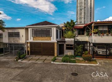 Casa de 4 habitaciones, Panamá · Dúplex en Venta en Altos del Golf, Ciudad de Panamá