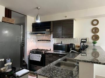 Apartamento de 3 habitaciones, Panamá · Apartamento en Venta Carrasquilla