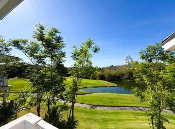 VISTA DESDE EL APARTAMENTO AL CAMPO DE GOLF Y LAGO · Bijao Rodman | 3 Rec / 3 Baños | Balcón Privado | Vista Golf y Lago | Frente Áre