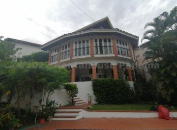 Casa de 4 habitaciones, Panamá · Casa en Venta, en La Alameda
