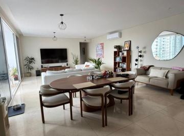 Apartamento de 2 habitaciones, Panamá · Vendo Apartamento de 172 m² en Coco del Mar.