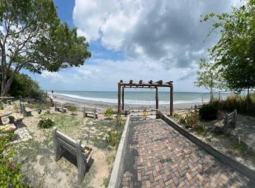 Terreno / Lote · 1007m² · Venta Lote a Pasos de La Playa Costa Esmeralda 1007 m²