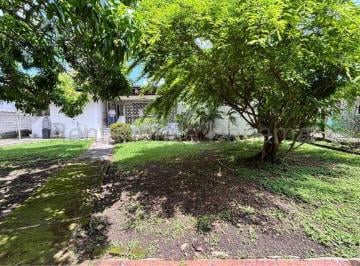 Casa de 5 habitaciones, Panamá · Venta de Casa en Altos del Golf