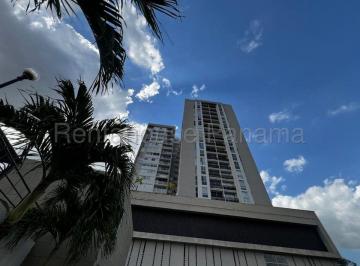 Apartamento de 3 habitaciones, Panamá · Apartamento en Venta en Villa Lucre