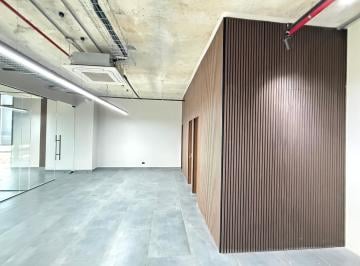 Oficina comercial · 95m² · 3 Recámaras · 2 Estacionamientos · Alquiler de Oficina en PH Primetime, Costa de Este