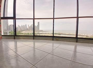 Apartamento de 3 habitaciones, Panamá · Alquilo Apartamento en P. H. Rocamar ($1,800)lb