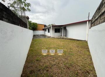 Casa · 296m² · 3 Recámaras · 2 Estacionamientos · Venta Casa Cerro Viento con Patio