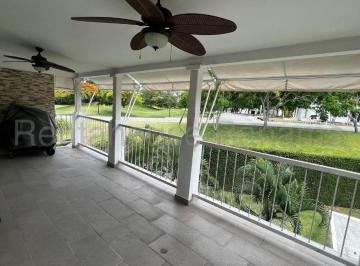 Apartamento de 3 habitaciones, Antón · Venta en Bijao Beach Club en Cocle Apartamento