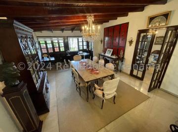 Casa de 4 habitaciones, Panamá · Venta de Casa en San Francisco