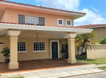 Casa de 4 habitaciones, San Miguelito · Brisas del Golf Casa en Venta