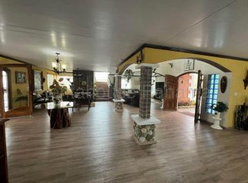 Casa de 3 habitaciones, Chame · Amplia Casa en Venta en Sora