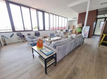 Apartamento de 2 habitaciones, Panamá · Venta de Apartamento en Casco Antiguo