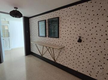 Apartamento · 360m² · 4 Recámaras · 2 Estacionamientos · Apartamento en Alquiler en El Cangrejo