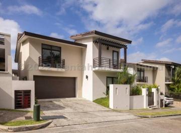 Casa de 4 habitaciones, Panamá · Alquiler Casa Panamá Pacífico Ih