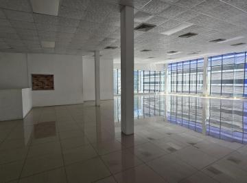 Oficina comercial · 400m² · 6 Estacionamientos · Oficina en Alquiler en Calle 50