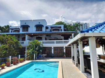 Casa de 4 habitaciones, Playas · Se Vende Casa Amoblada en Playa Blanca Frente Al Mar Id/ls
