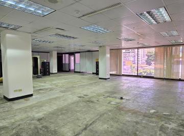 Oficina comercial · 717m² · 15 Estacionamientos · Oficina en Alquiler Bella Vista