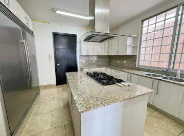 Apartamento de 3 habitaciones, Panamá · Venta de Apartamento en San Francisco