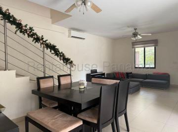 Casa de 4 habitaciones, Arraiján · Amplia Casa en Venta en Panamá Pacifico