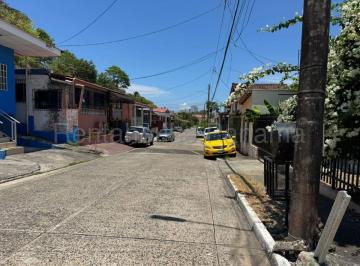 Casa de 6 habitaciones, Panamá · Venta de Casa en Betania Abs26 - 8245
