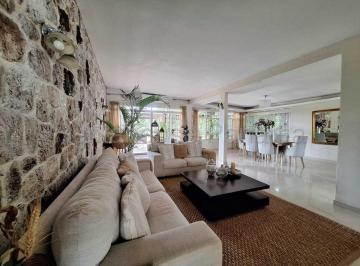 Casa de 5 habitaciones, Panamá · Vendo Casa de 390 m² en Las Cumbres 26 - 8214gg