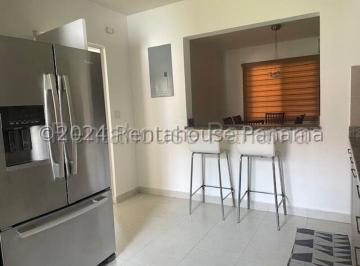 Casa de 3 habitaciones, Panamá · Alquiler de Casa en Versalles