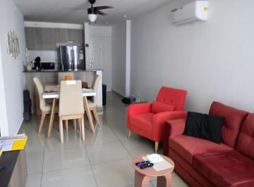 Apartamento de 2 habitaciones, Panamá · Venta de Apartamento en PH Coral Towers – Nivel Alto con Vista a La Ciudad