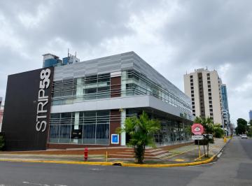 Apartamento · 170m² · Local Comercial en Obarrio de 170 m² con Mezzanine