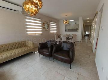 Casa en Venta de 3 habitaciones Arraiján · Casa en Arraiján de 216 m² en Venta Jack Hs