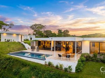 Casa de 3 habitaciones, San Lorenzo · Fascinante Casa Frente Al Mar con Casita en Hermosa Bay, Boca Chica, Chiriquí