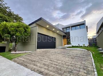Casa de 4 habitaciones, Panamá · Vendo Casa de 342 m² en Altos de Panamá 26 - 8323gg