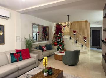Casa de 3 habitaciones, Arraiján · Amplia Casa en Venta en Panamá Pacifico