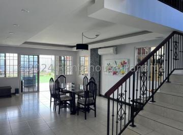 Casa de 3 habitaciones, Panamá · Amplia Casa en Venta en Villa Lucre