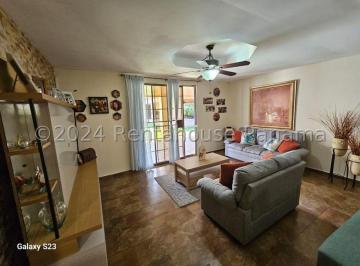 Casa de 4 habitaciones, Panamá · Venta Casa Coronado