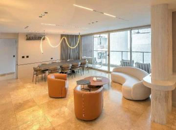 Apartamento · 308m² · 4 Recámaras · 2 Estacionamientos · Venta de Lujoso Apartamento en Punta Pacifica, Remodelado