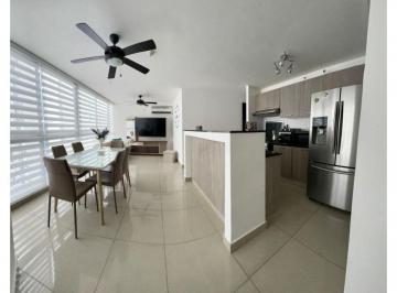 Apartamento de 3 habitaciones, Panamá · Venta Apartamento Carrasquilla