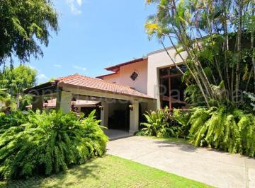Casa de 6 habitaciones, Panamá · Casa en Alquiler en Altos del Golf