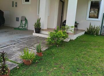 Casa · 220m² · 3 Recámaras · 2 Estacionamientos · Vendo Casa en PH Bosques del Pacifico en Panama Pacifico