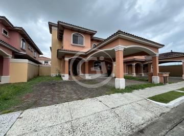 Casa de 4 habitaciones, Panamá · Venta Casa Esquina El Doral – Remate Bancario