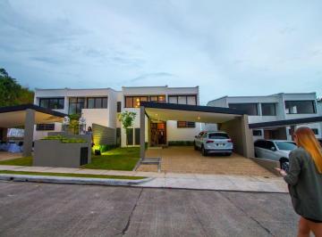 Casa de 3 habitaciones, Panamá · (3) - Vendo Casas en Barrio Alto – Altos de Panamámodelo Chapeira