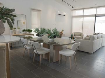 Casa de 3 habitaciones, Panamá · (3) - Vendo Comoda Casa en Barrio Alto – Altos de Panamámodelo Perla