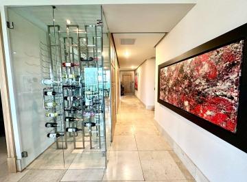 Apartamento · 422m² · 4 Recámaras · 3 Estacionamientos · Venta de Amplio Apartamento en Santa Maria