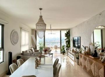 Apartamento · 215m² · 3 Recámaras · 2 Estacionamientos · Se Vende Apartamento en PH Greenview Santa Maria