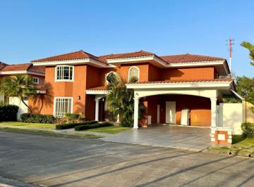 Casa de 3 habitaciones, Panamá · Alquiler de Casa en Palmeras del Este, Costa del Este. Ag
