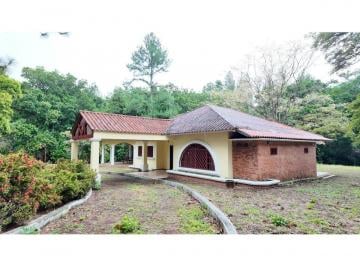 Casa de 3 habitaciones, Chame · Venta de Casa Altas de Maria Chame Valle de Laurel!