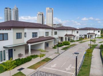 Casa de 3 habitaciones, Panamá · Santa Maria Residencias de 2 Niveles de 3 y 4 Recamaras 325 m² Hasta 700 m²